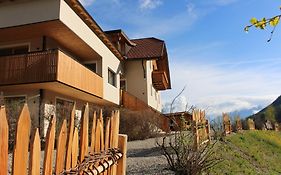Almresidenz Unterrain -1 Km By Car Distance Ski Slopes Kronplatz
