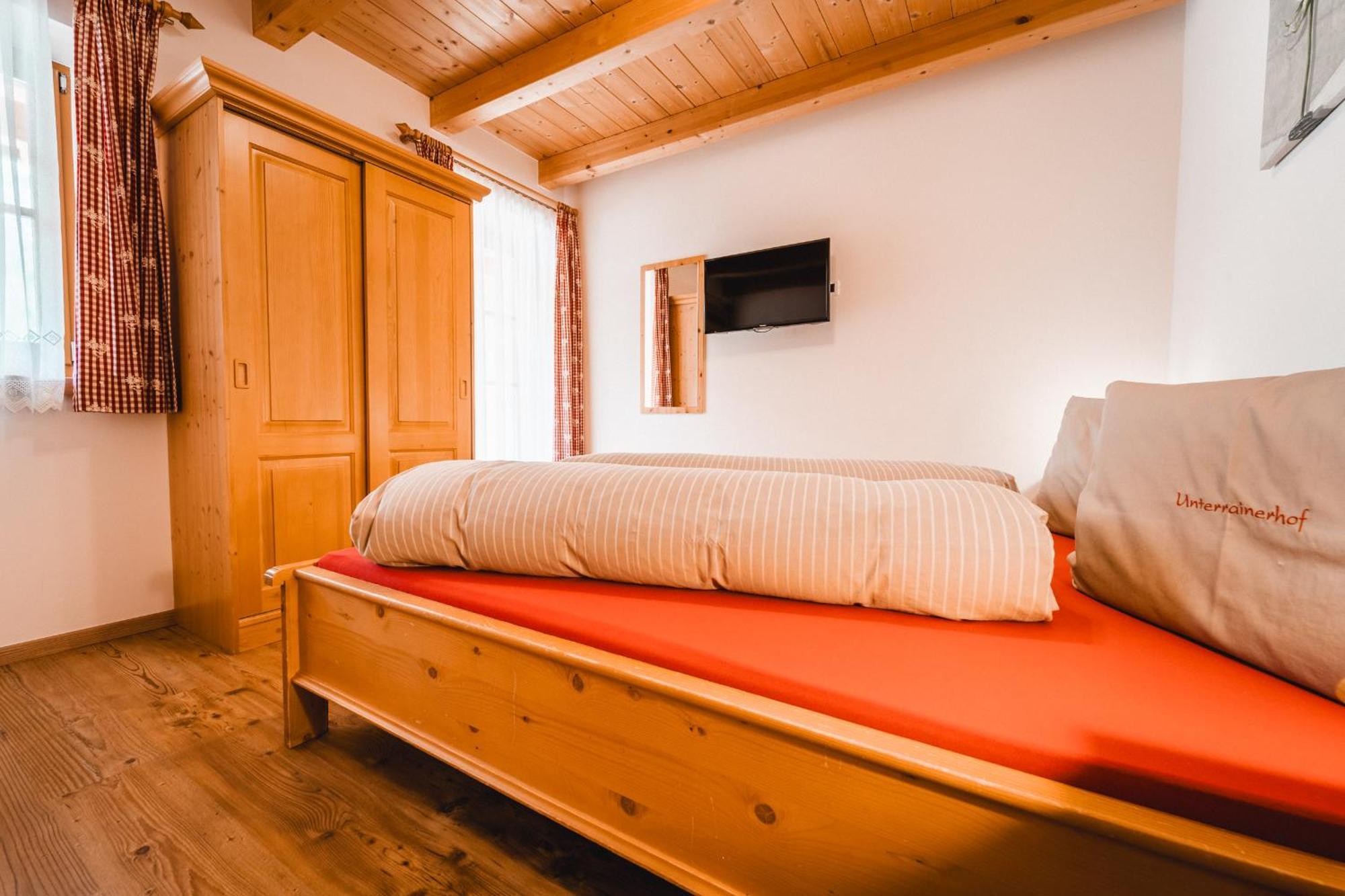Almresidenz Unterrain -1 Km By Car Distance Ski Slopes Kronplatz Olang Exterior photo