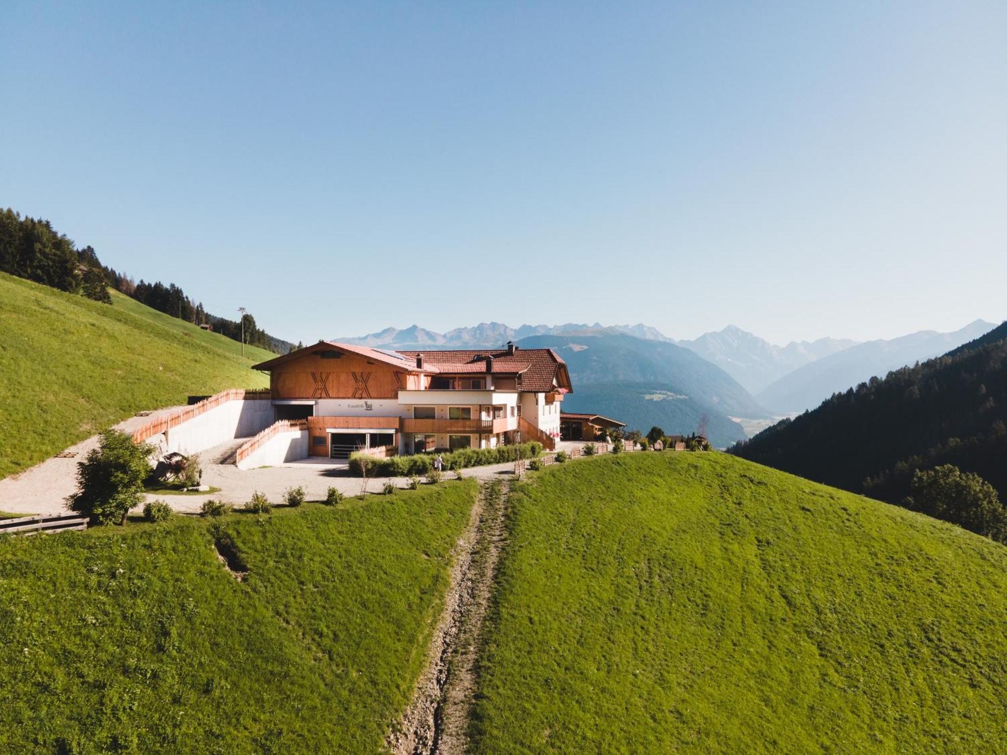 Almresidenz Unterrain -1 Km By Car Distance Ski Slopes Kronplatz Olang Exterior photo