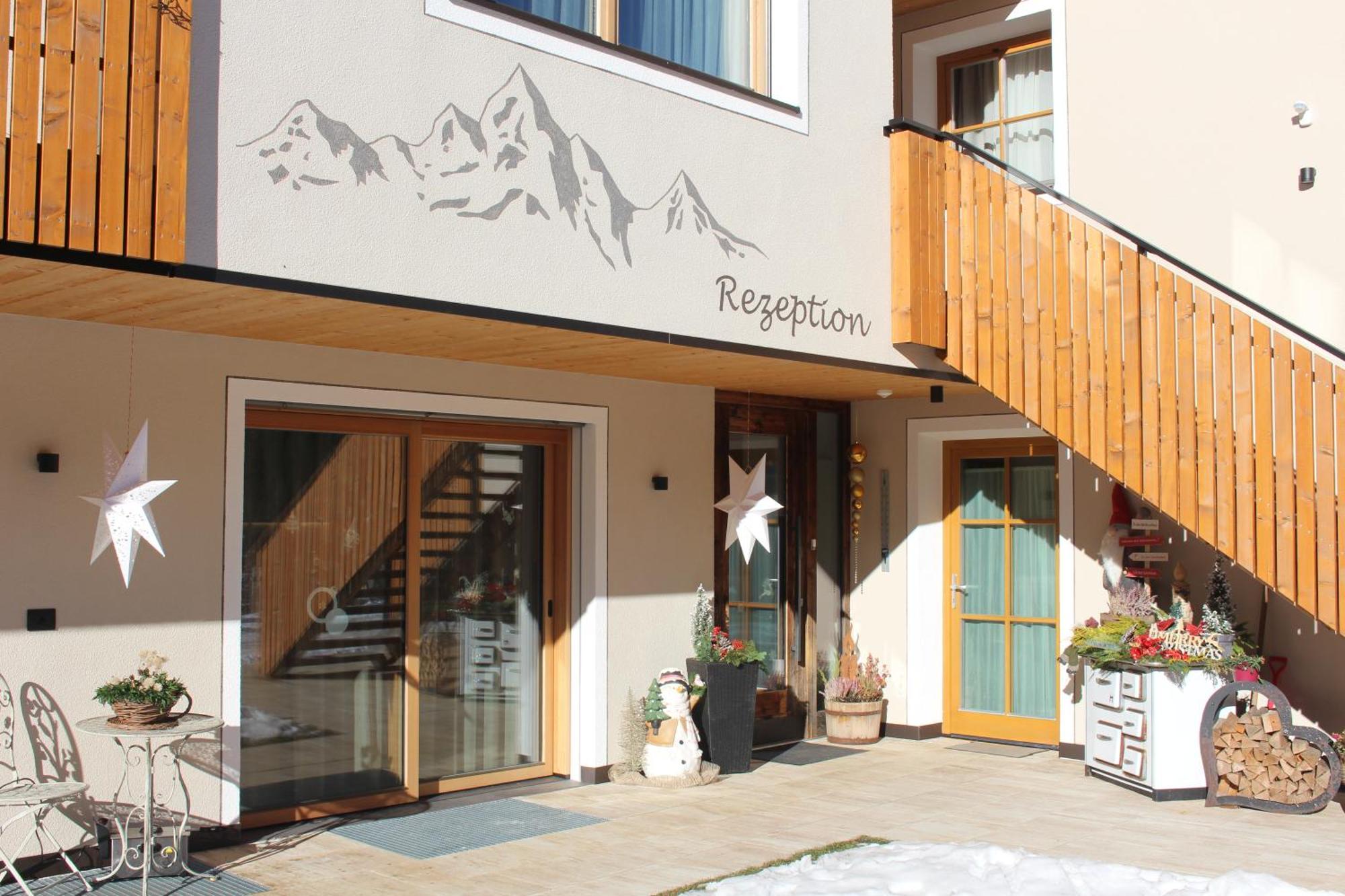 Almresidenz Unterrain -1 Km By Car Distance Ski Slopes Kronplatz Olang Exterior photo