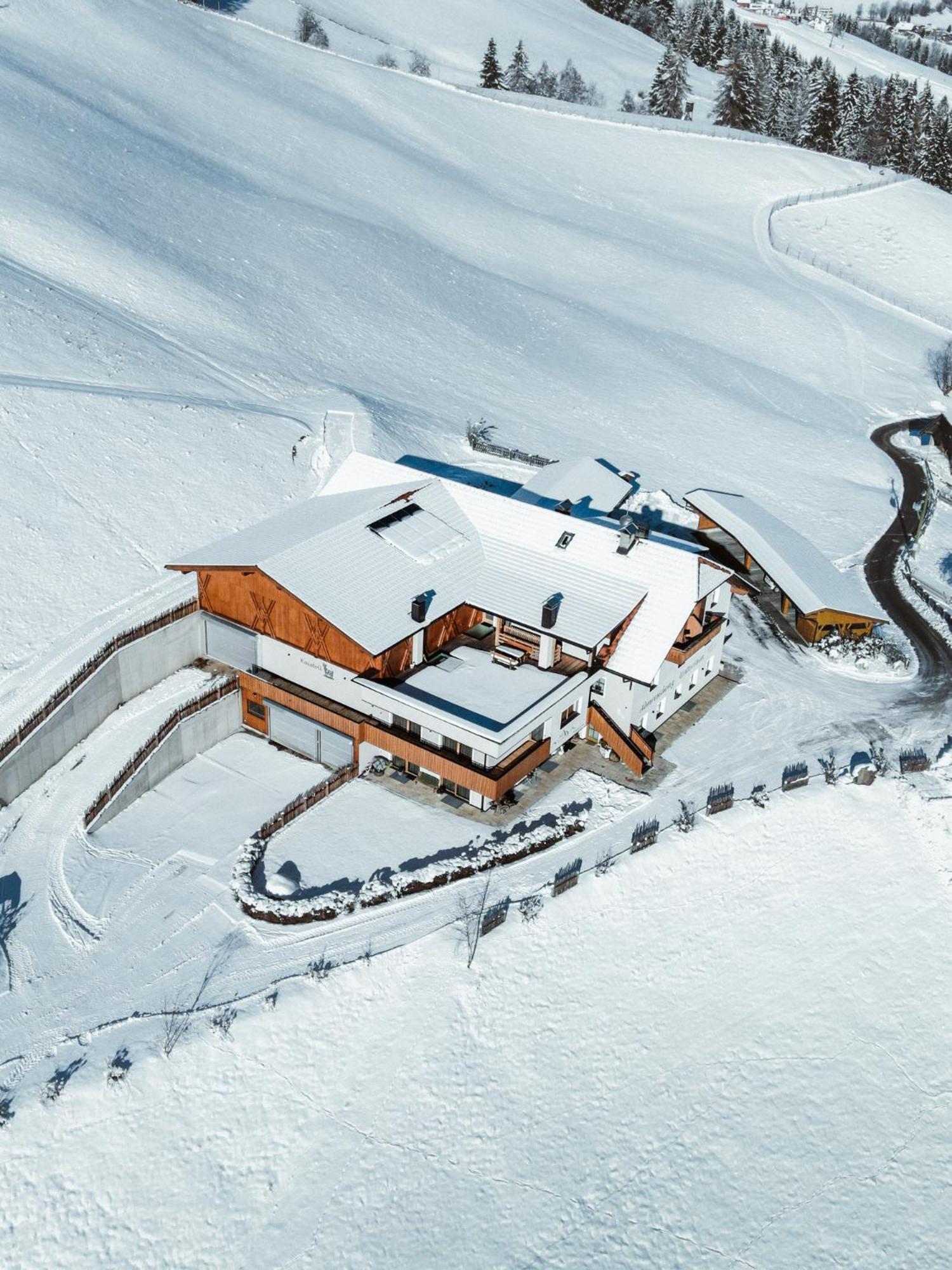 Almresidenz Unterrain -1 Km By Car Distance Ski Slopes Kronplatz Olang Exterior photo